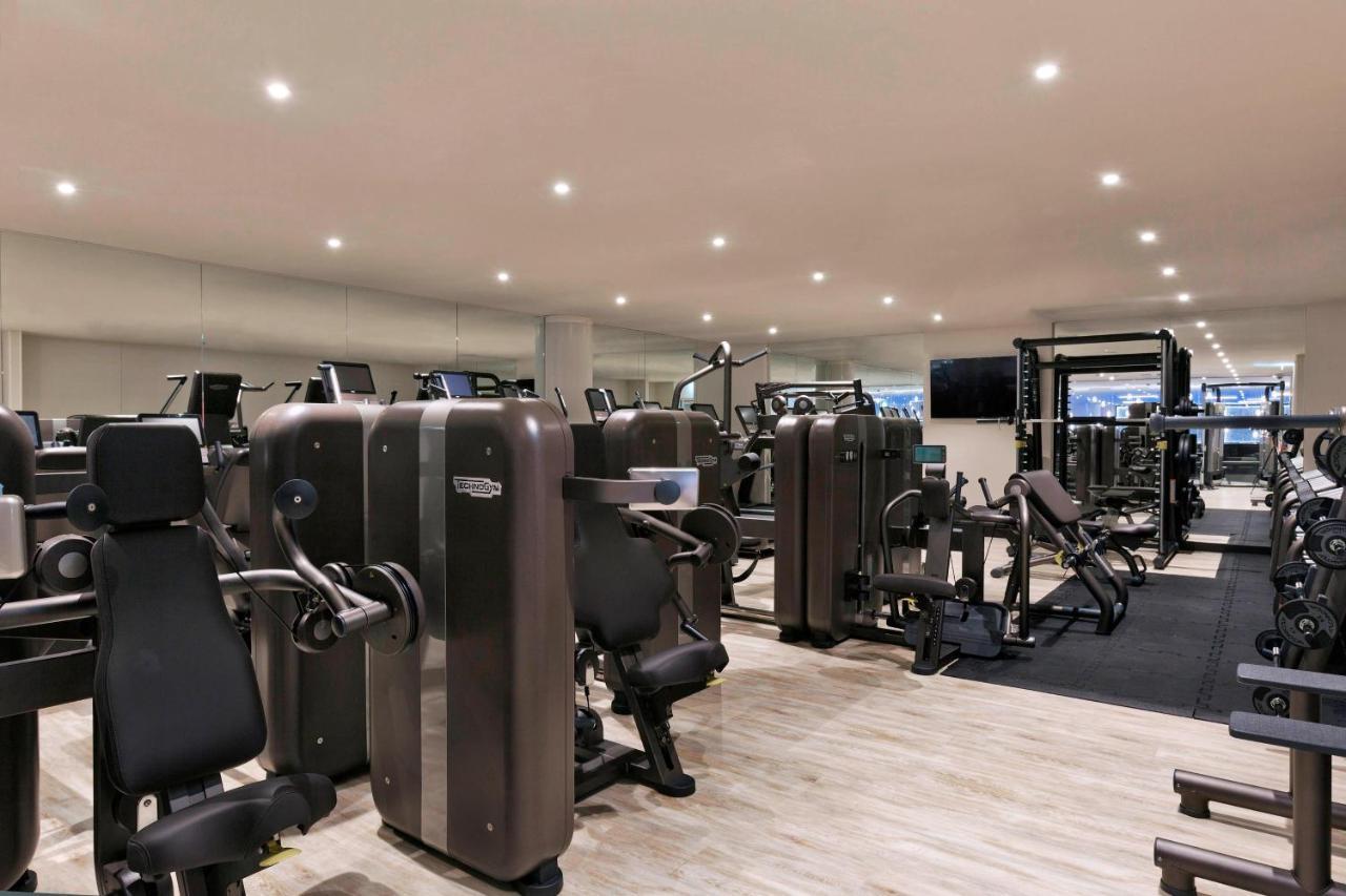 ウィーン マリオット ホテル エクステリア 写真 The gym at the 2018 edition of the World Economic Forum
