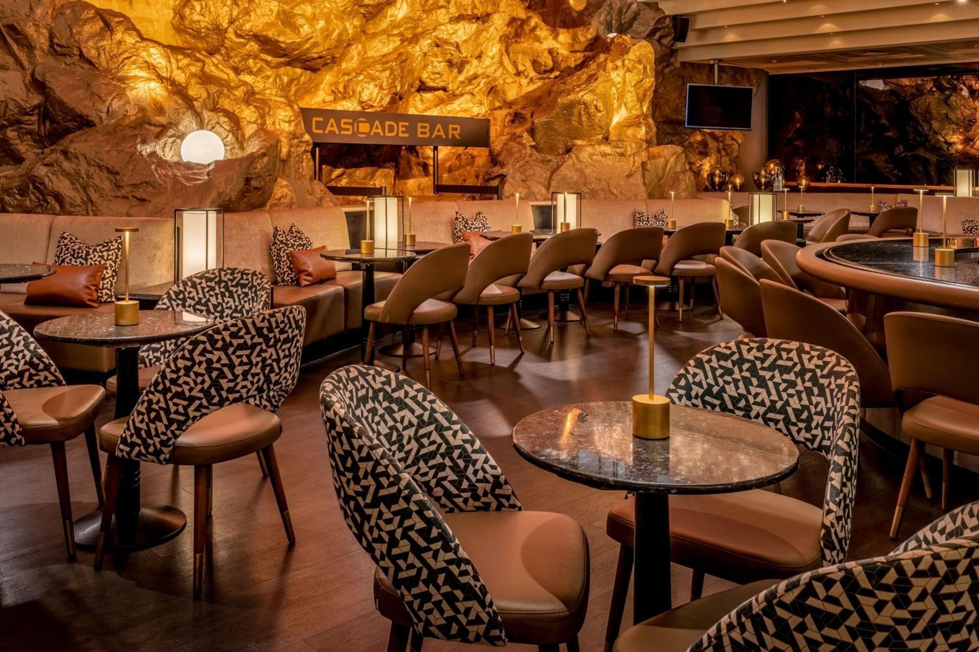 ウィーン マリオット ホテル エクステリア 写真 The bar at the Las Vegas Hilton